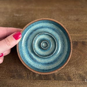 Ceramic soap dish / soap holder / wheel thrown soap dish / round pottery soap dish image 10