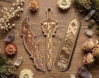 Set of 3 hand-engraved wooden bookmarks – inspired by ACOTAR / A Court of Thorns and Roses – gift for reading and romance lovers