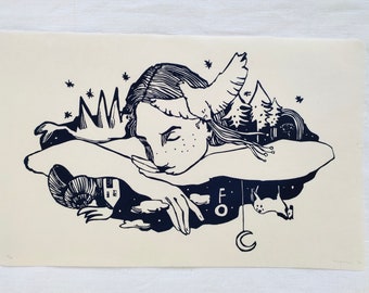 Originele handgemaakte linoleum print, ca. 26 x 43 cm. Gelimiteerd, genummerd en gesigneerd. Dromend meisje, droomsymbolen, donkerblauw.