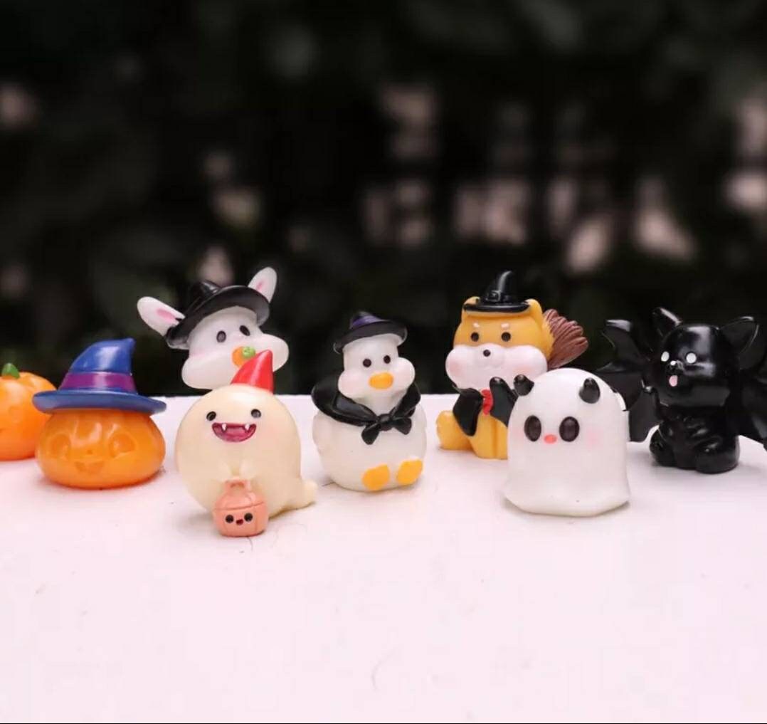 Halloween Party Mini "White Ghost" Glass Figurines 5 Miniature Art & Crafts 