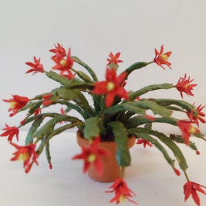 Christmas Cactus, red in pot  1" dollhouse scale  This plant is not real!
