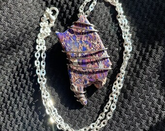 Pendentifs en pierre faits main : bijoux en métal fabriqués