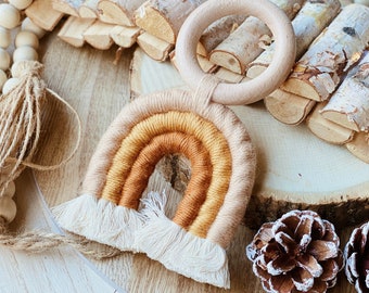 macrame rainbow teether