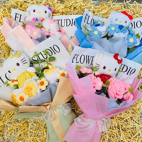 Plush and crochet flower bouquet arrangement birthday gift kitty cat child anniversary girlfriend daughter gift graduation valentines day