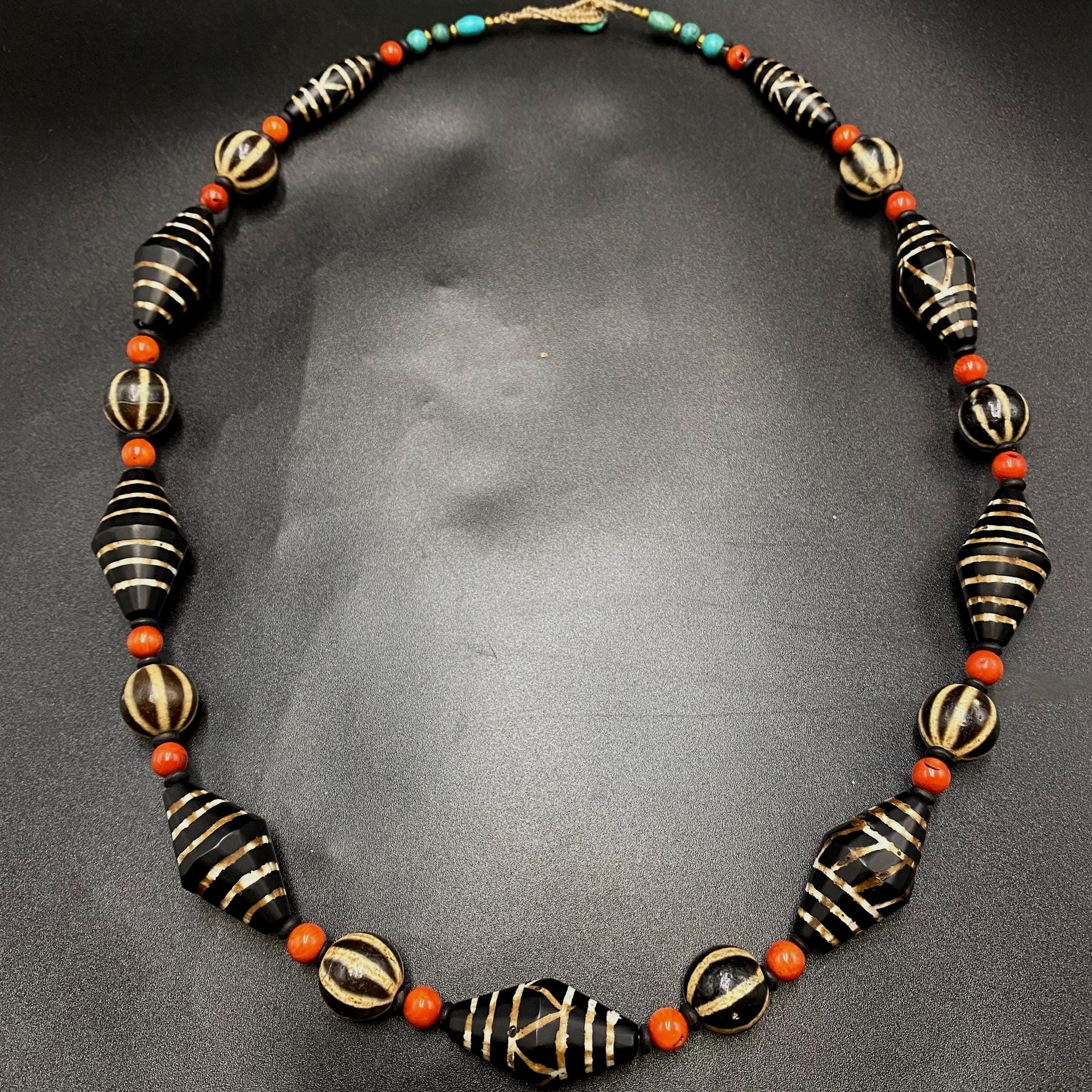 ビルマ産ピューアゲートとサンゴのビーズネックレス、古代ビーズ