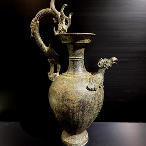 Big chinese antique bronze bird tea pot with Chinese writing and animal figurines beautiful home decoration ancient bronze Art Deco