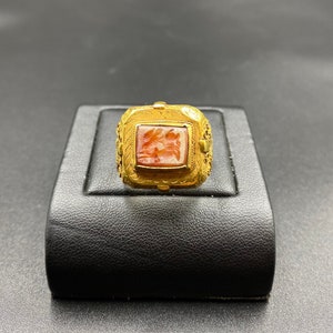 Ancient Roman Intaglio Agate Craved Bird on Antelope 18k SOLID GOLD Signet Ring, Size 9 US