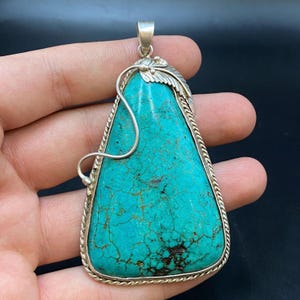 Very Beautiful Old Tibetan Green Turquoise Pendant 92.5 silver amazing pendent