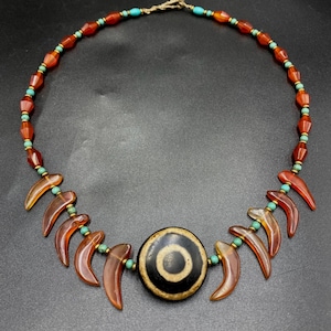 lovely old tibetan one eye dzi bead necklace rare beads ancient Beads Red agate turquoise necklace rare shape unique beads beautiful art dec