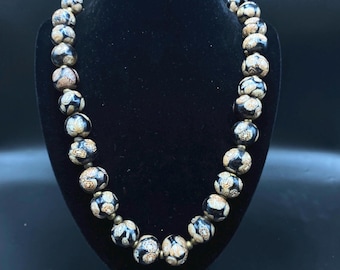 値下アンティーク1900sグリーントレードビーズネックレスヴェネチアンチェコ製 値下アンティーク1900sグリーントレードビーズネックレスヴェネチアン