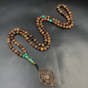 Beautiful Mala necklace old orange brown dzi bead eye bead agate with bronze Buddhist symbol pendent turquoise necklace from Tibet eye beads