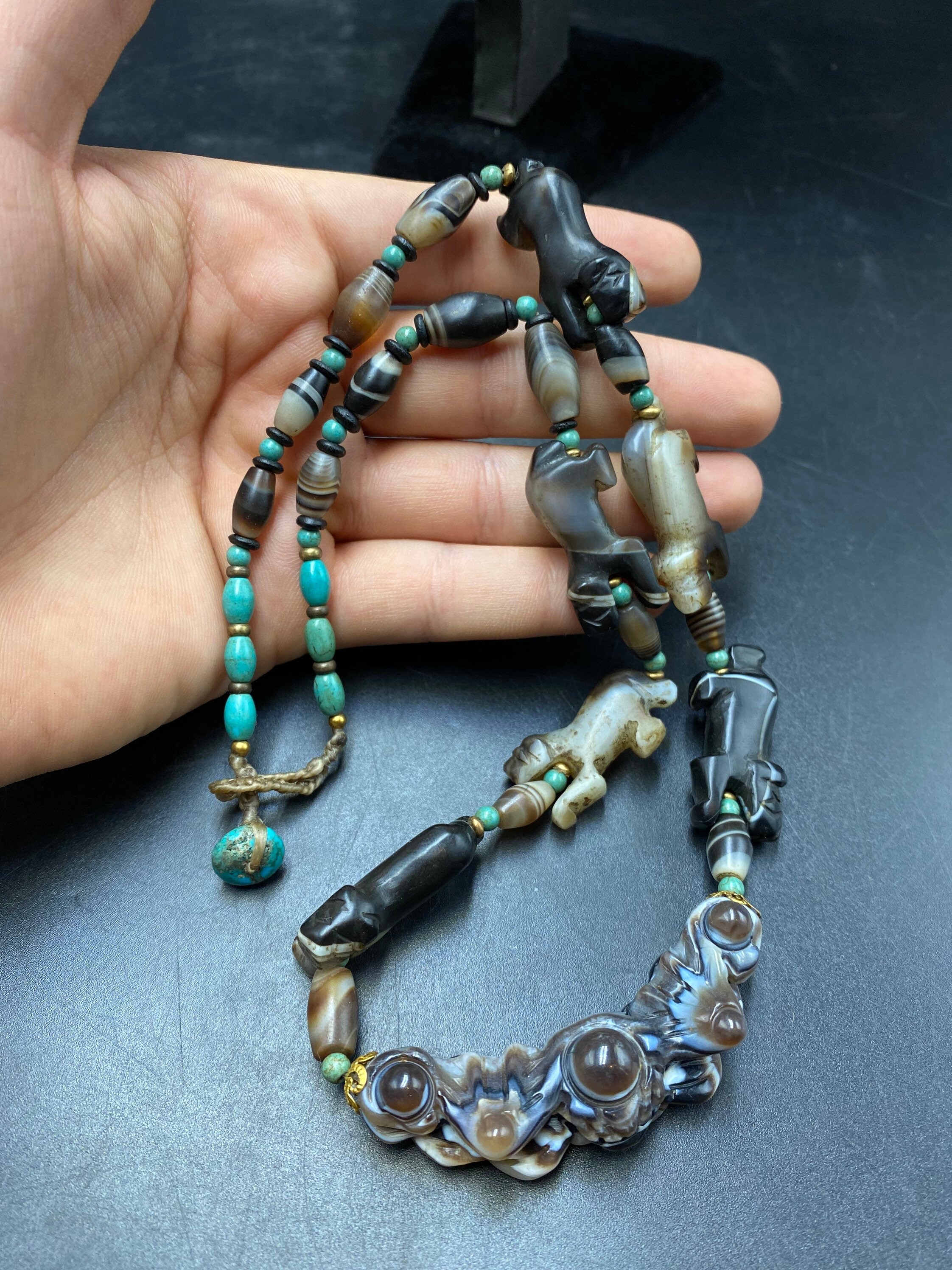 アンティークピューアゲートライオンビーズネックレス、チベットアイ