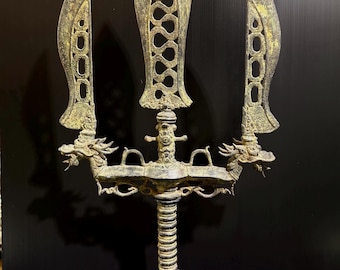 Manico per ascia vichinga in bronzo con ornamento a germoglio – stile IX-XI secolo - Italia