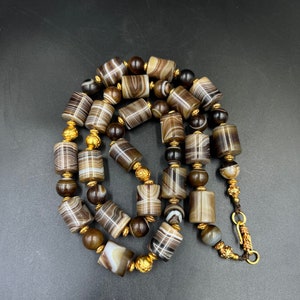Old natural Suleimani aqeeq agate neacklace with brass beads