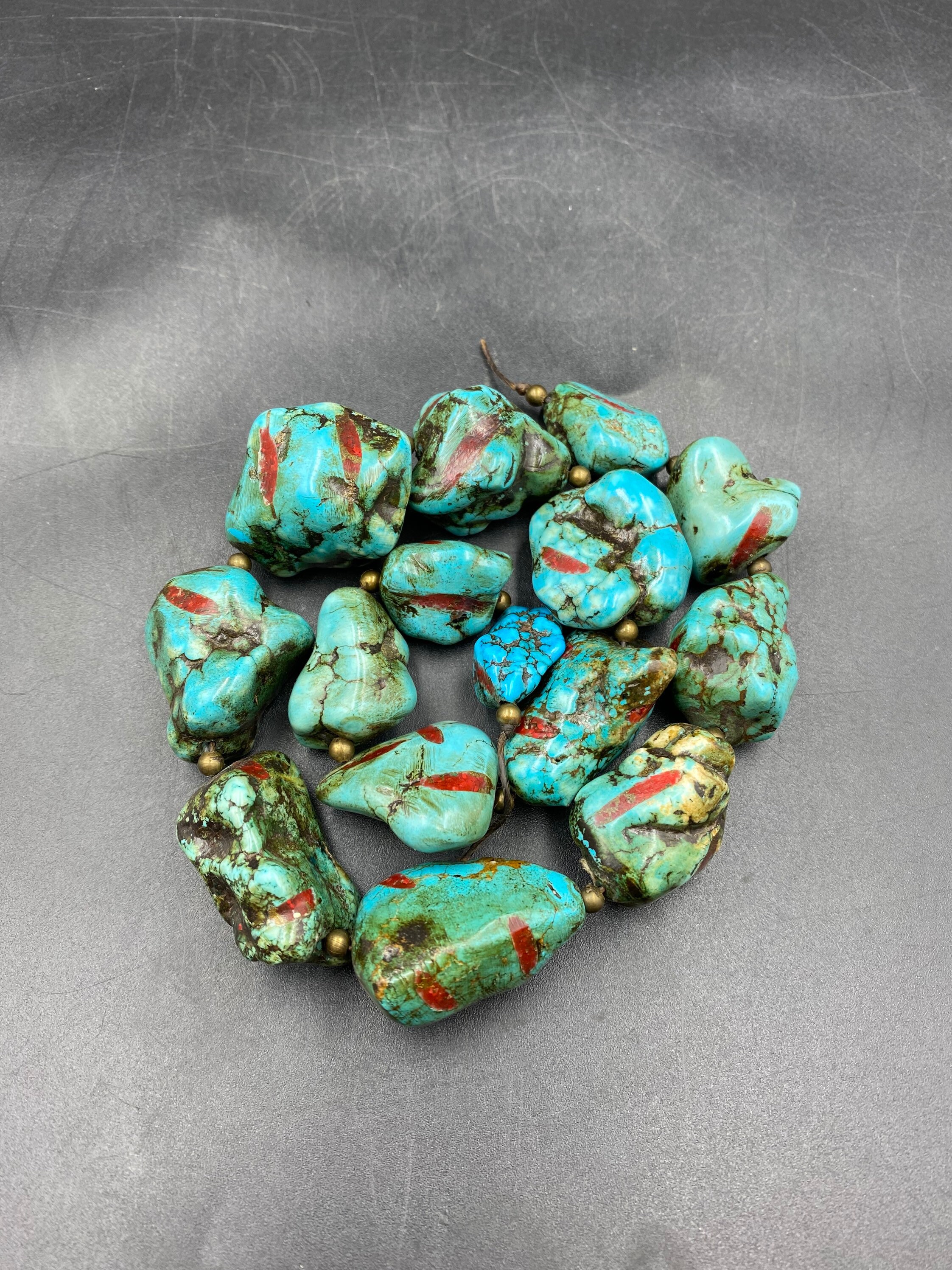 珊瑚象嵌入りチベットターコイズビーズ、ネパール部族スタイル - Etsy 日本