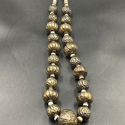 Very Unique Vintage Suleimani Agate Beaded Necklace With shops Afghani Pumpkin Shape Goldfield Silver Beads Necklace