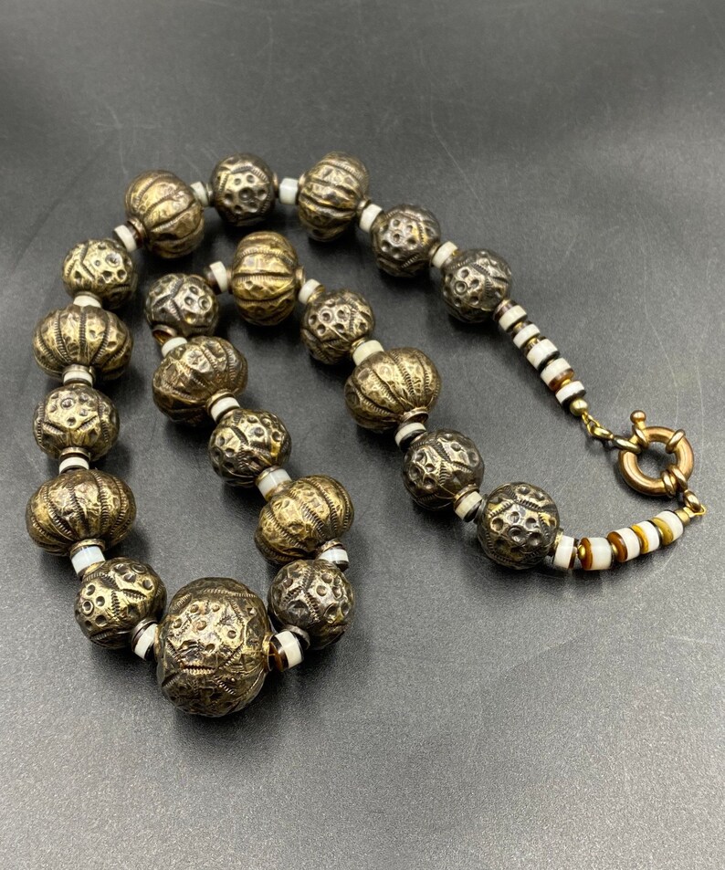 Very Unique Vintage Suleimani Agate Beaded Necklace With shops Afghani Pumpkin Shape Goldfield Silver Beads Necklace