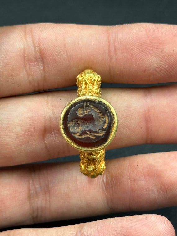 Gold 18k Rare indo-Greek ancient piece carnelian … - image 2