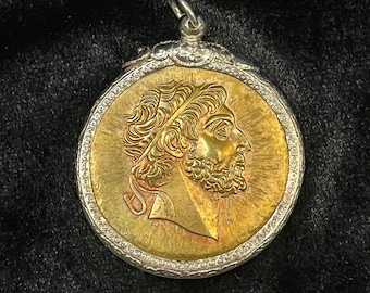 Vintage Egyptian Revival Art Nouveau Scarab Chain Charm Coin  display picture 2