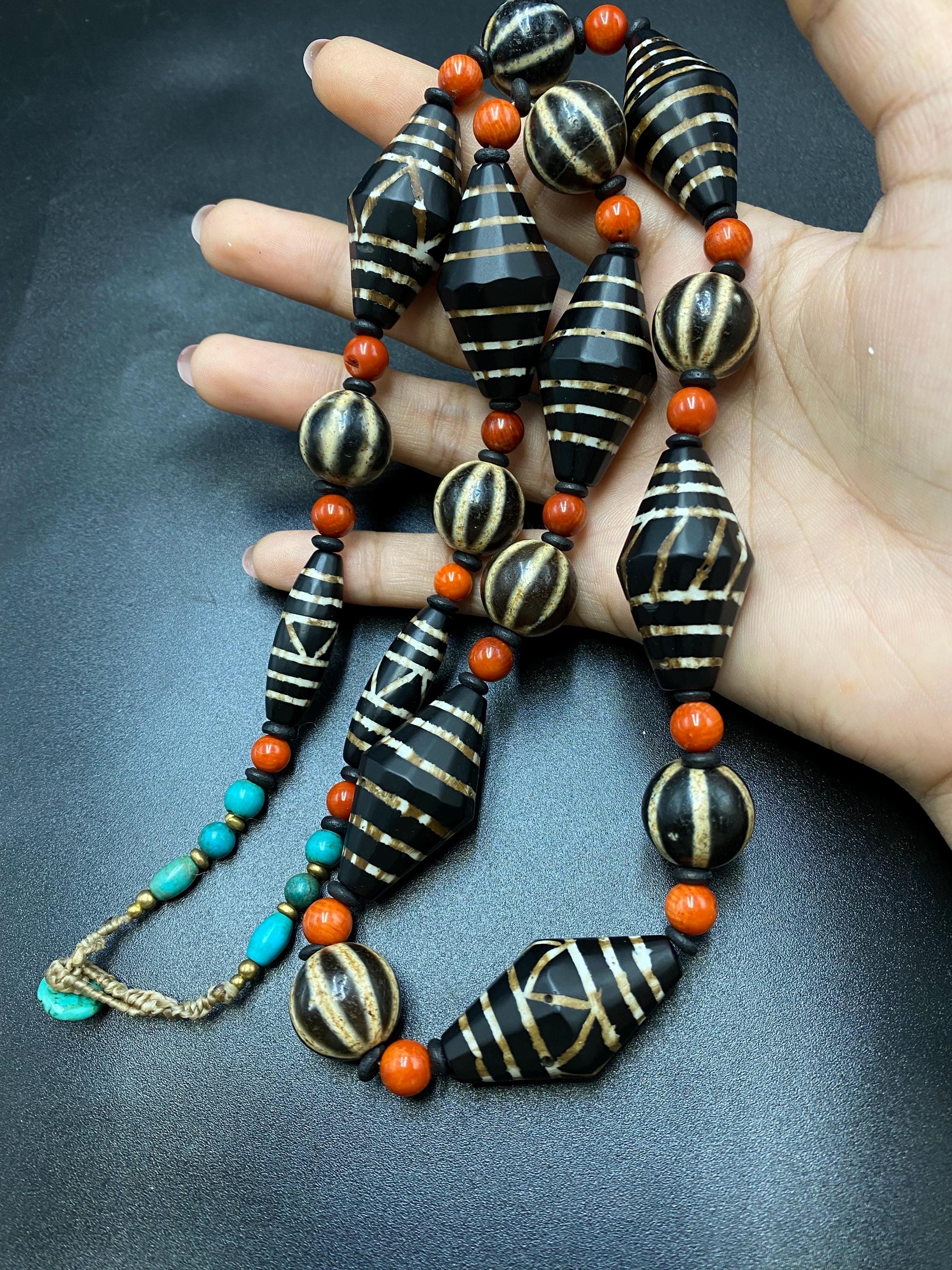 ビルマ産ピューアゲートとサンゴのビーズネックレス、古代ビーズ