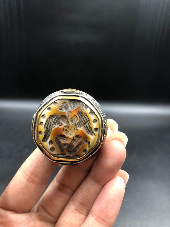Wonderful old Afghani agate ring with silver and g