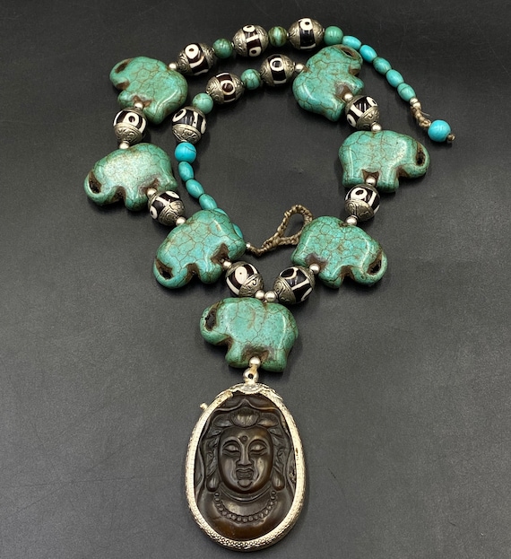 Wonderful old Burmese Pyu beads necklace and old … - image 1