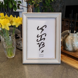 Lakas / Forza manoscritta personalizzata baybayin script in carta ruvida. Filippine regalo/ filippino/ calligrafia/ a mano libera/ minimale