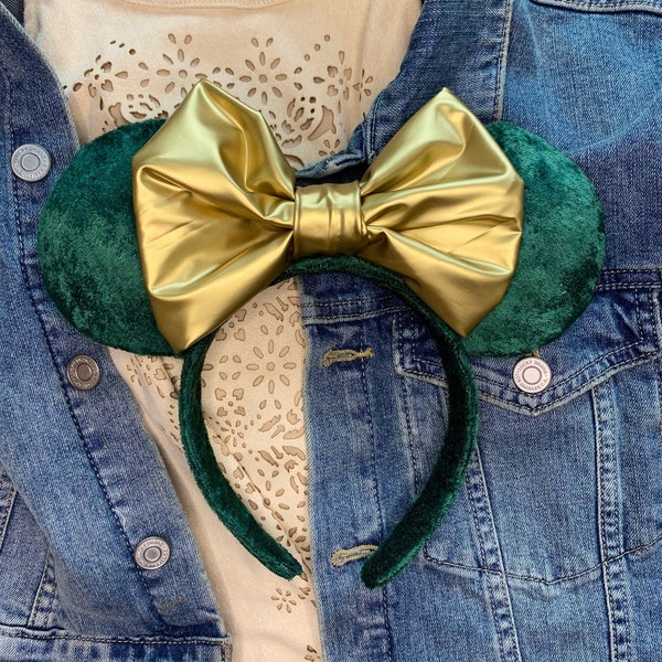 Emerald Green Mouse Ears & Metallic Gold Bow | Green Velvet Mouse Ears | Princess Mouse Ears | Green and Gold Mouse Ears | Plush Soft Green
