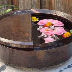 Kupfer Spa Bad Pediküre Schale mit Fußstütze | Schwarz Fußmassage Warme Einweichwanne | Füße Entspannungsbecken | Schönheitssalon Blumen-Dekor-Schüssel