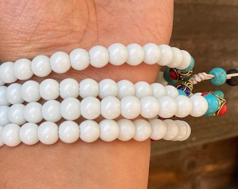 Conch Shell White Chanting Buddhist Prayer Mala Beads Handmade in Nepal White Bead Necklace Long Bead Wrist Bracelet
