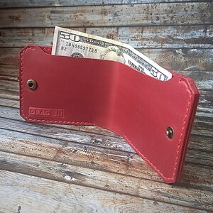 HANDGEMAAKTE duurzame damesportemonnee "Modern" in rood / koraal leer | Dames bifold portemonnee voor geld en creditcards | Cadeau voor haar