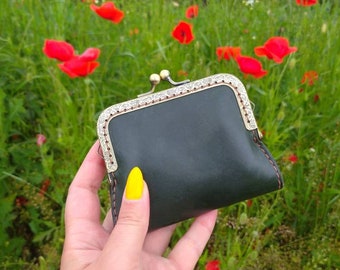 HANDMADE Small Womens Leather Green Kiss Lock Wallet | Vintage Style Coin Purse For Women