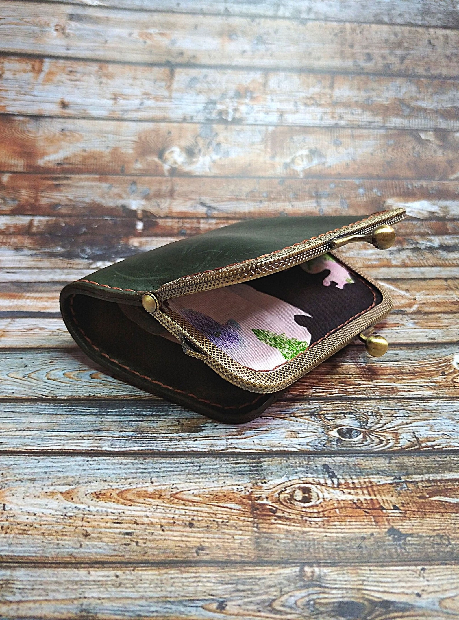 HANDMADE Small Leather Green Kiss lock Wallet Vintage Style Etsy