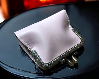 HANDMADE Small Leather Beige / Light Pink Old Kiss lock Wallet | Vintage Style Coin Purse For Women | Gift for Her