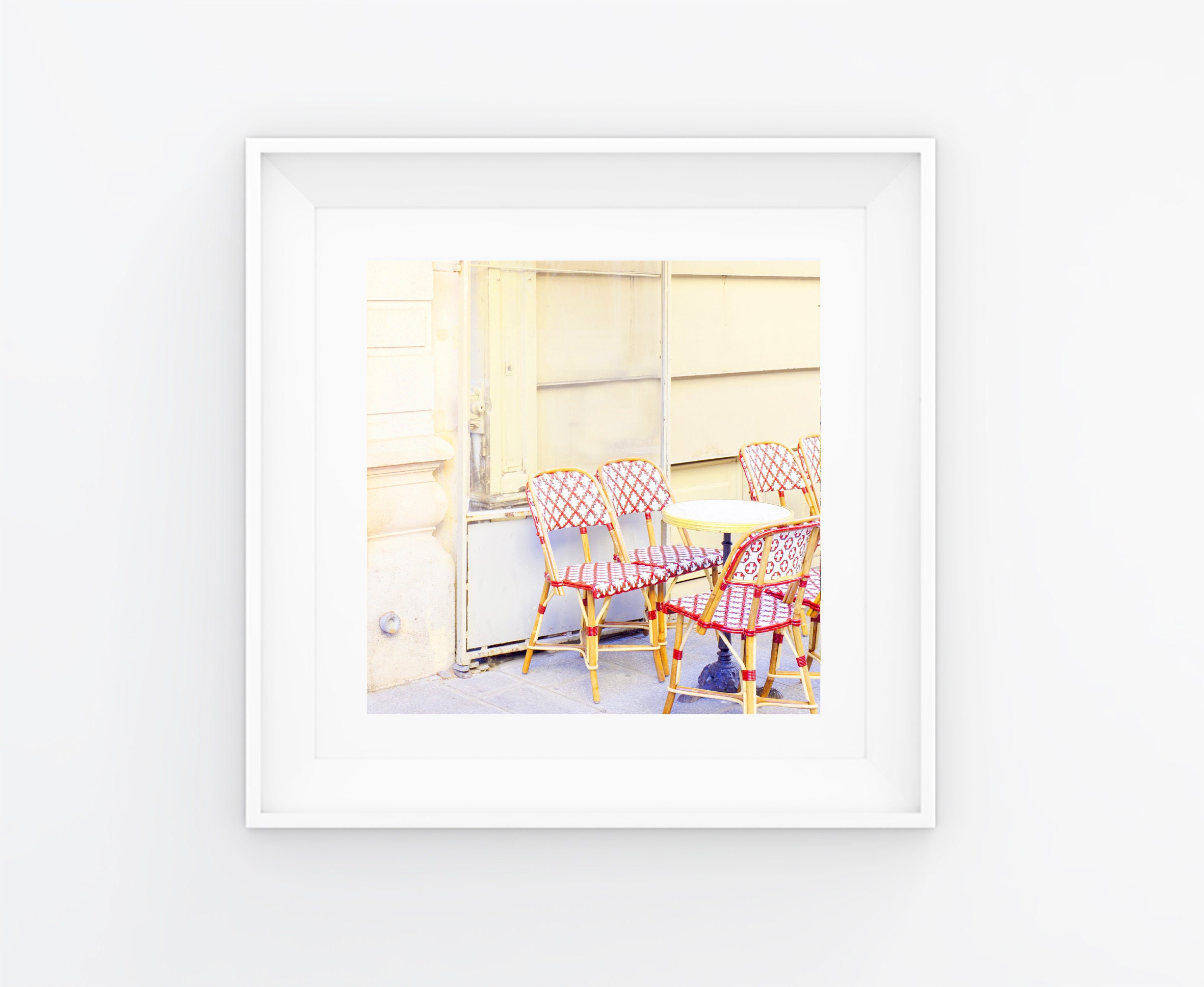 Chaises Bistrot Rouges, Photo de Paris 10x10cm, Décoration Intérieure, Impression Fine Art, Wall Gal