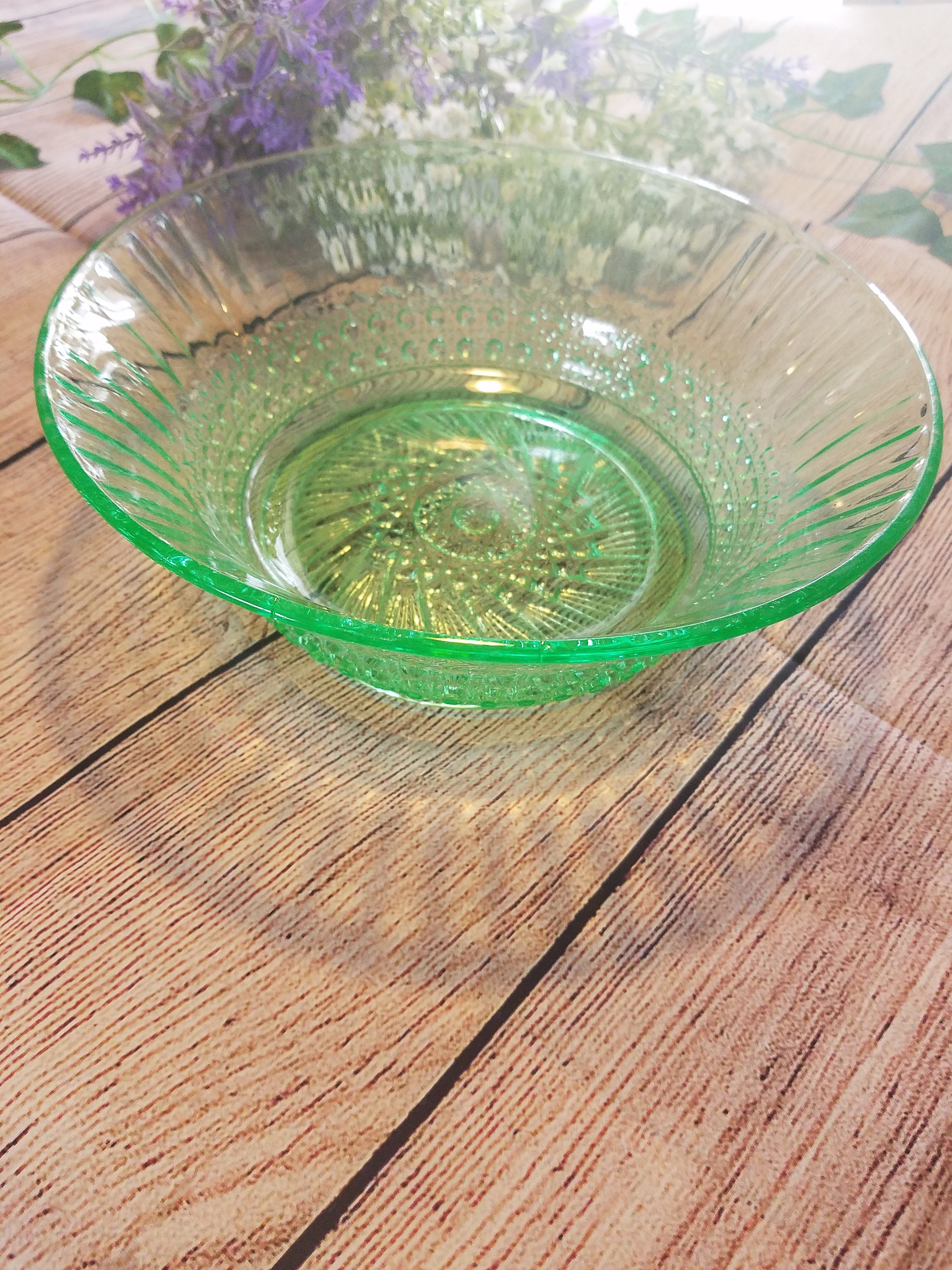 Vintage uranium depression glass serving bowl beautiful Etsy
