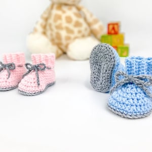 Baby Booties Crochet Pattern image 1