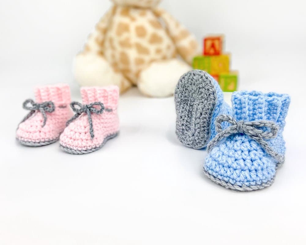Newborn crochet shop booties