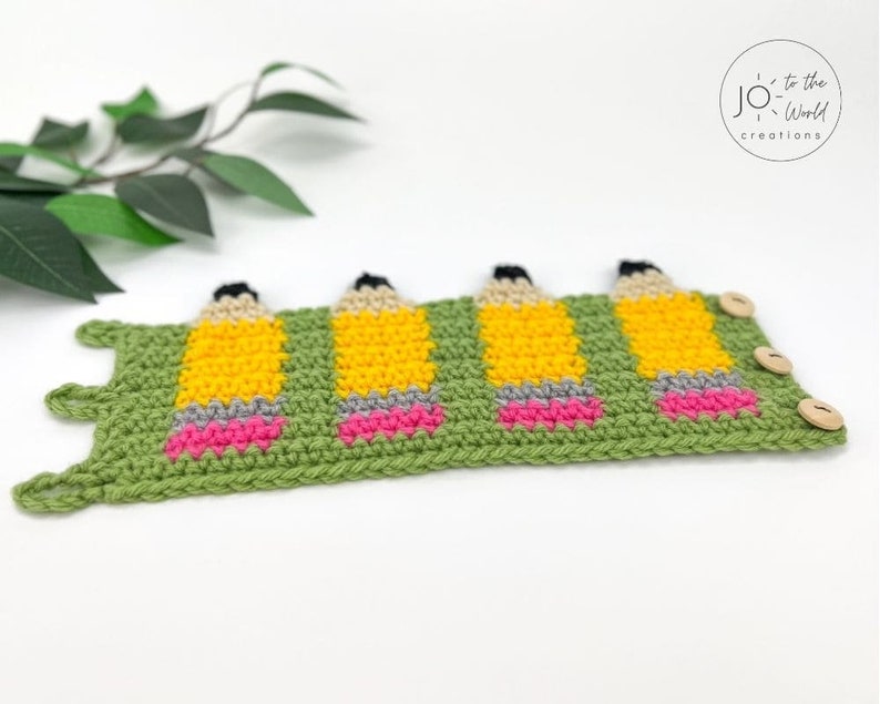 Crochet Pencil Holder Cover Pattern A Great Gift for a Teacher or Kid's Desk afbeelding 3