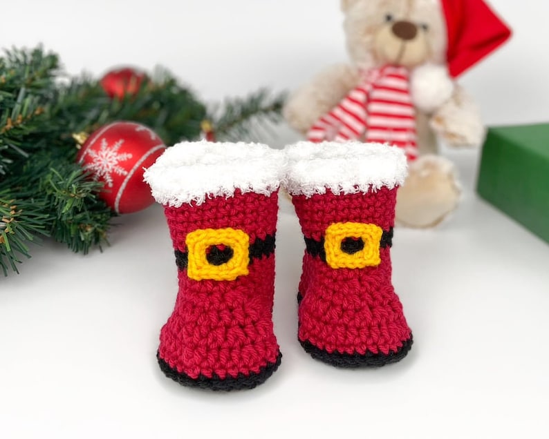 Christmas Baby Booties, Crochet Booties, Christmas Crochet Pattern image 1