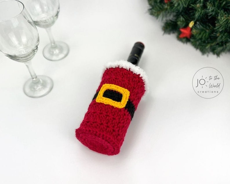 Christmas Wine Bottle Holder Crochet Pattern image 2