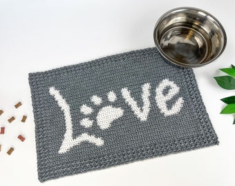 Crochet Paw Print Love Mat Pattern | Dog Mat | Pet Mat | Dog Bowl Mat Pattern