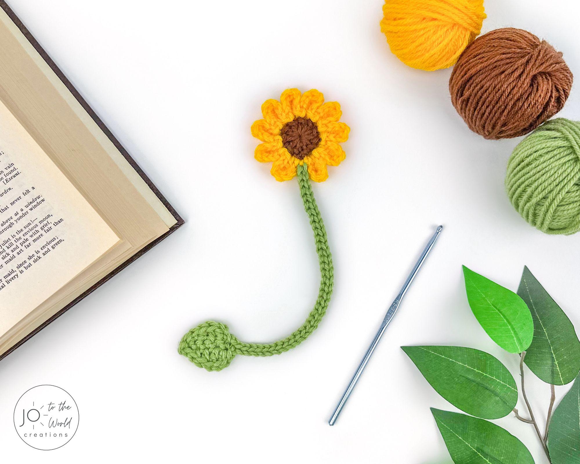 30 Flower Bookmark Crochet Patterns to Add a Handmade Touch to Reading Time 18 Quick Flower Bookmark Set Crochet Pattern
