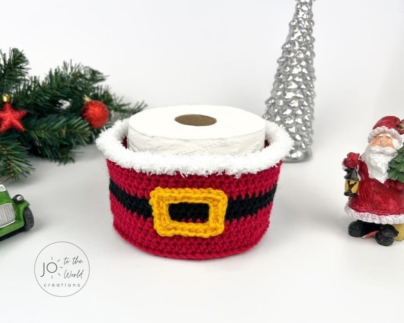 Christmas Toilet Paper Crochet Pattern image 2