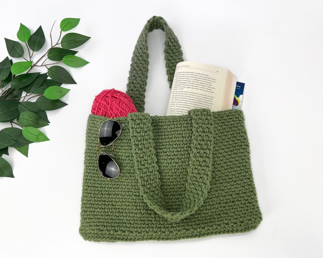 Free Crochet Pattern: Heart Tote Bag - I Love Yarn Forever