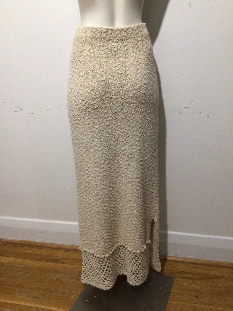 Vintage 90s Carraig Donn Ireland hand knit skirt, crochet bottom, natural materials. A Real Beauty image 4