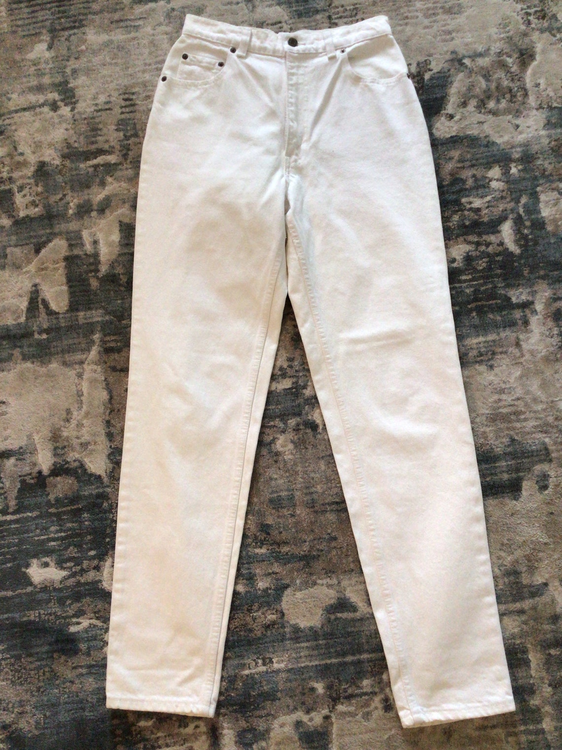 levis cream jeans