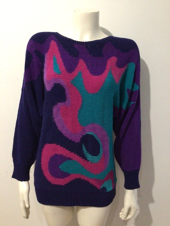 Vintage 80s woman’s long vibrant colour sweater. S