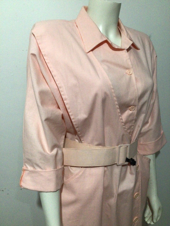 Vintage 80s pink cotton dress. Shoulder pads, bel… - image 6