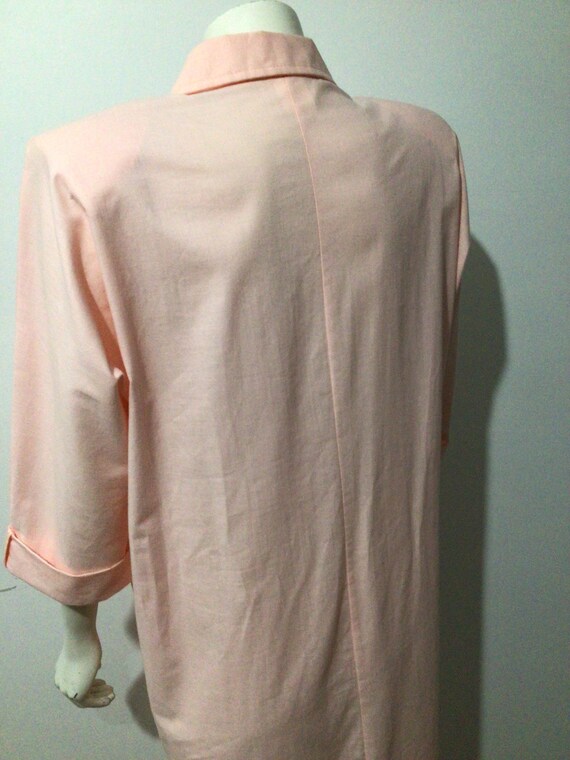 Vintage 80s pink cotton dress. Shoulder pads, bel… - image 4